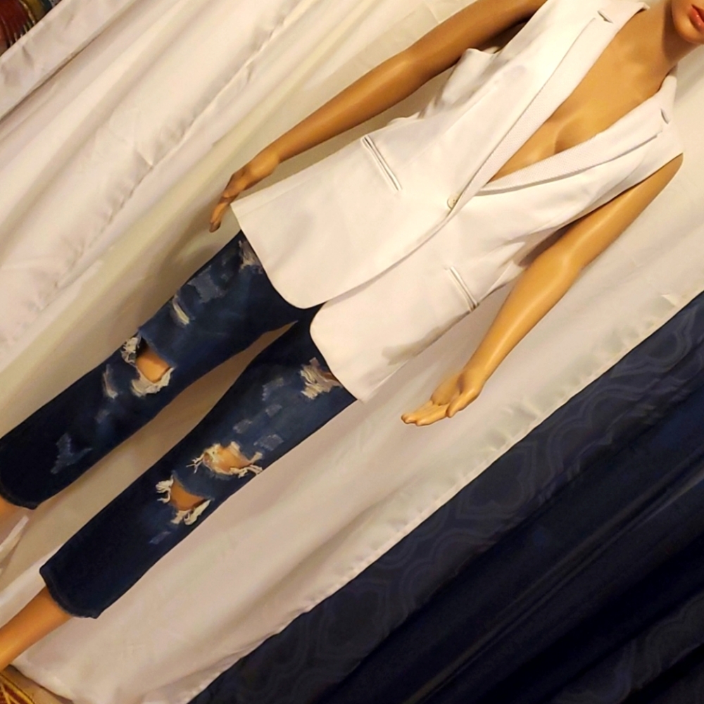 Length 35,waist 30,hip 21 Young lady 👖